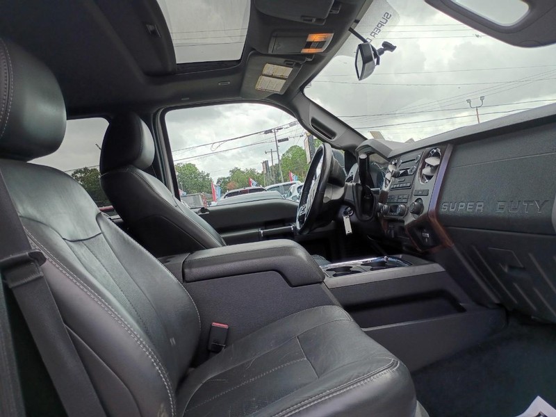 Ford Super Duty F-250 SRW Vehicle Image 08