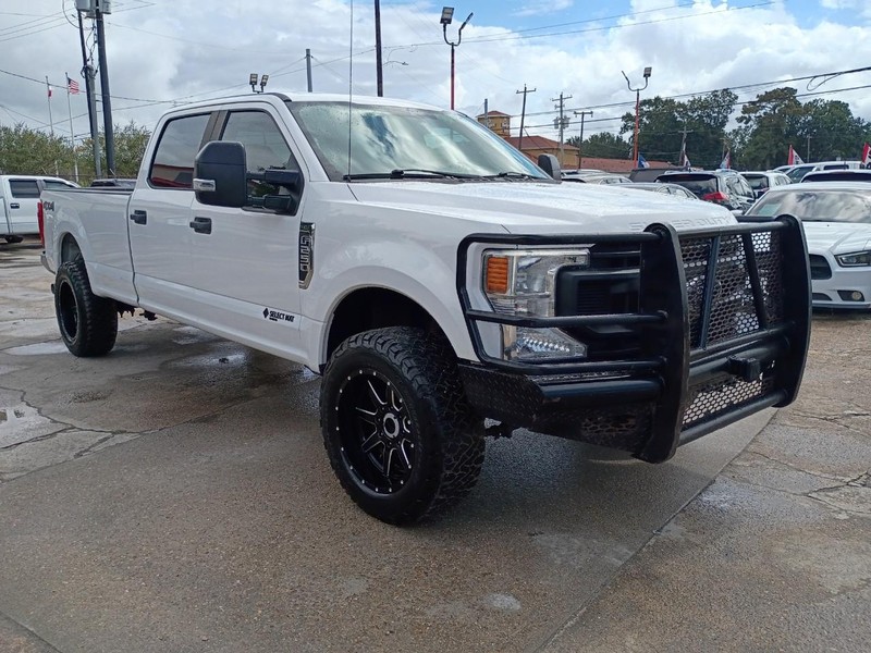 Ford Super Duty F-250 SRW Vehicle Image 03