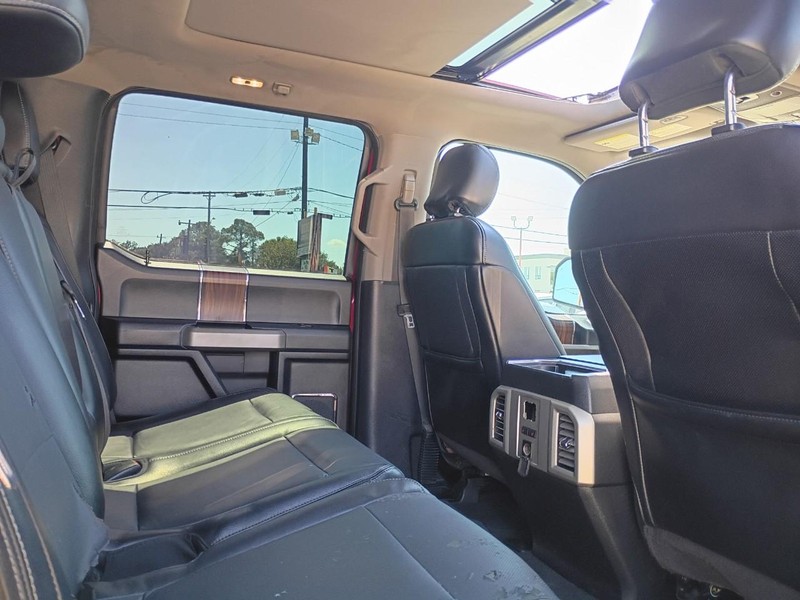 Chevrolet Silverado 2500HD Vehicle Image 09