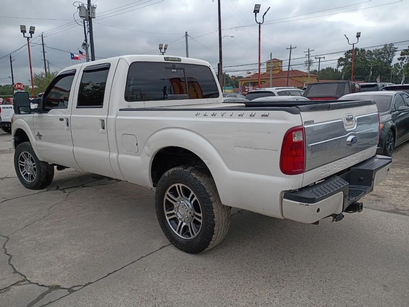 Ford Super Duty F-250 SRW Vehicle Image 06
