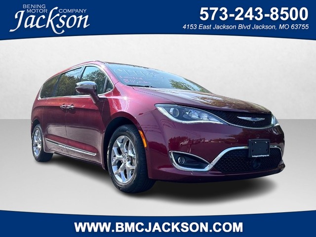 more details - chrysler pacifica