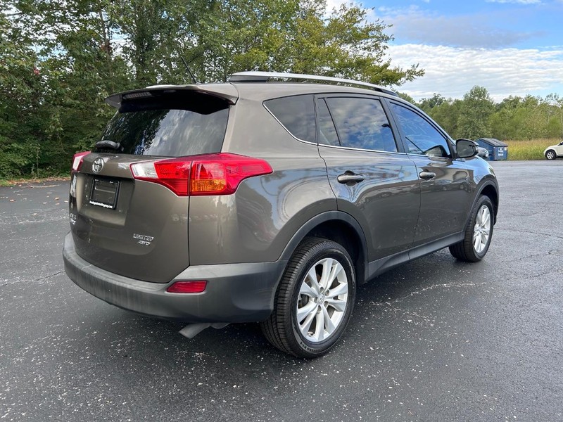 2013 Toyota RAV4 Limited photo 3