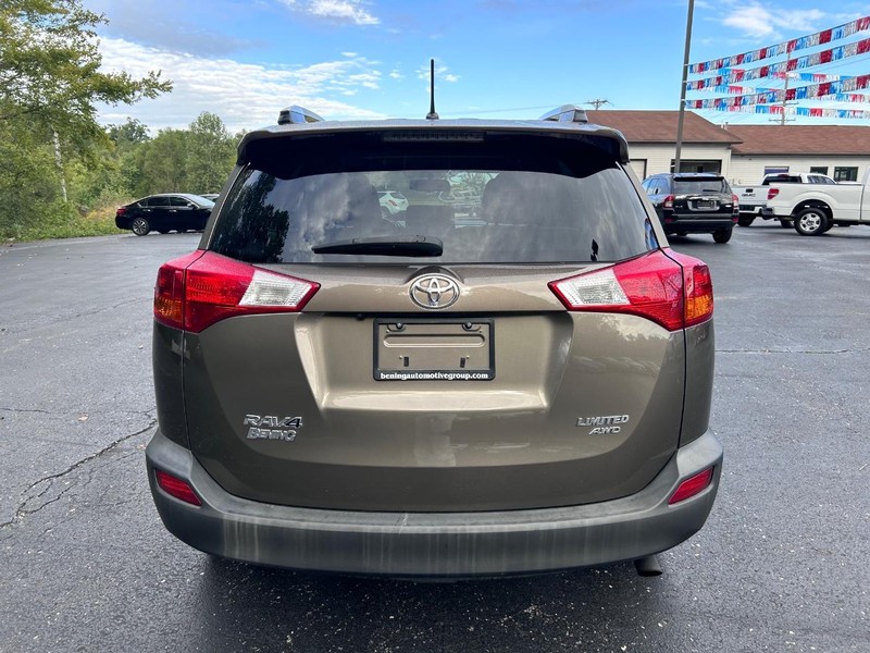 2013 Toyota RAV4 Limited photo 4