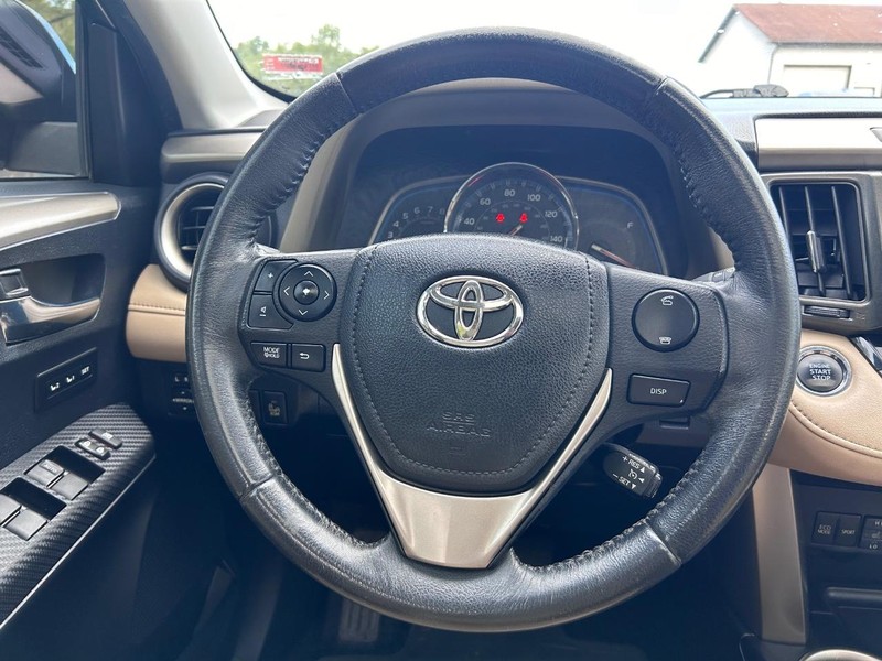 2013 Toyota RAV4 Limited photo 13