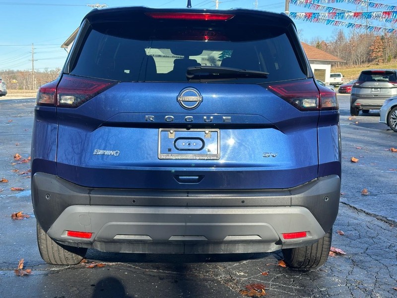 2023 Nissan Rogue SV photo 4