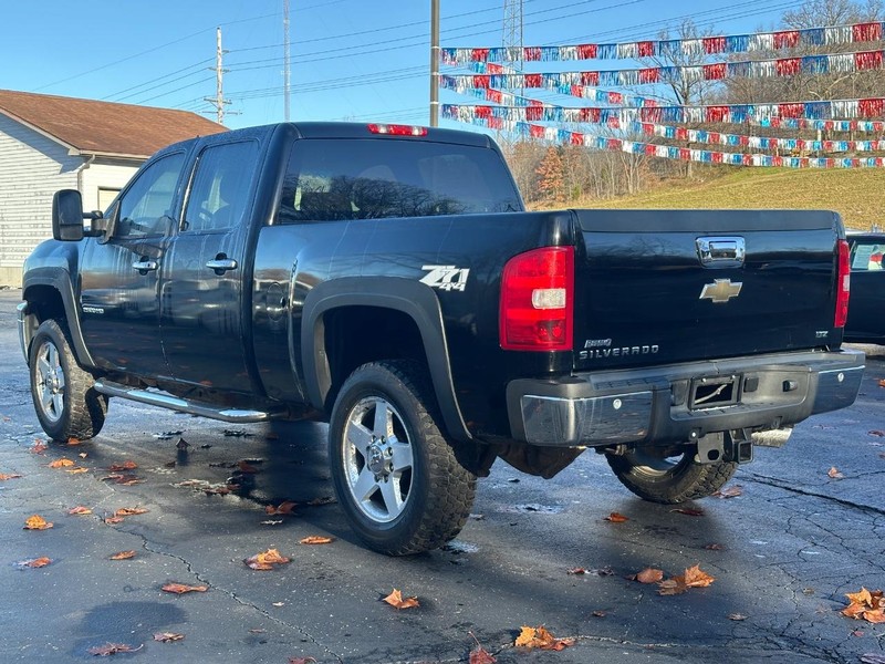 2011 Chevrolet Silverado 2500HD LTZ photo 5