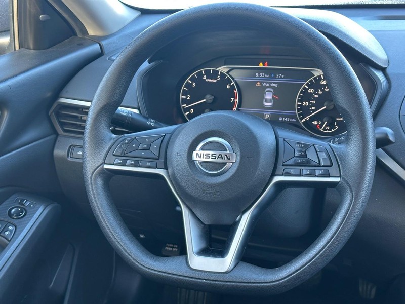 2022 Nissan Altima SV photo 12