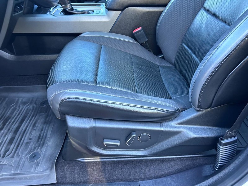 Ford F-150 Vehicle Image 19