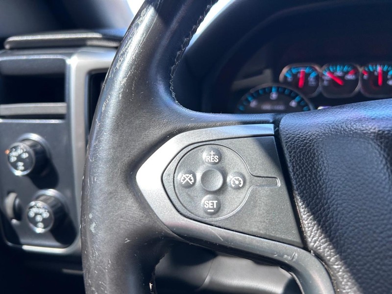 Chevrolet Silverado 1500 Vehicle Image 10