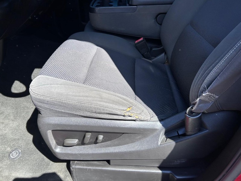 Chevrolet Silverado 1500 Vehicle Image 16