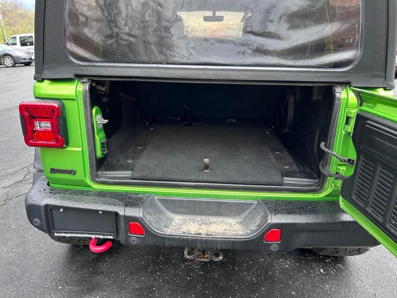 Jeep Wrangler Unlimited Vehicle Image 05