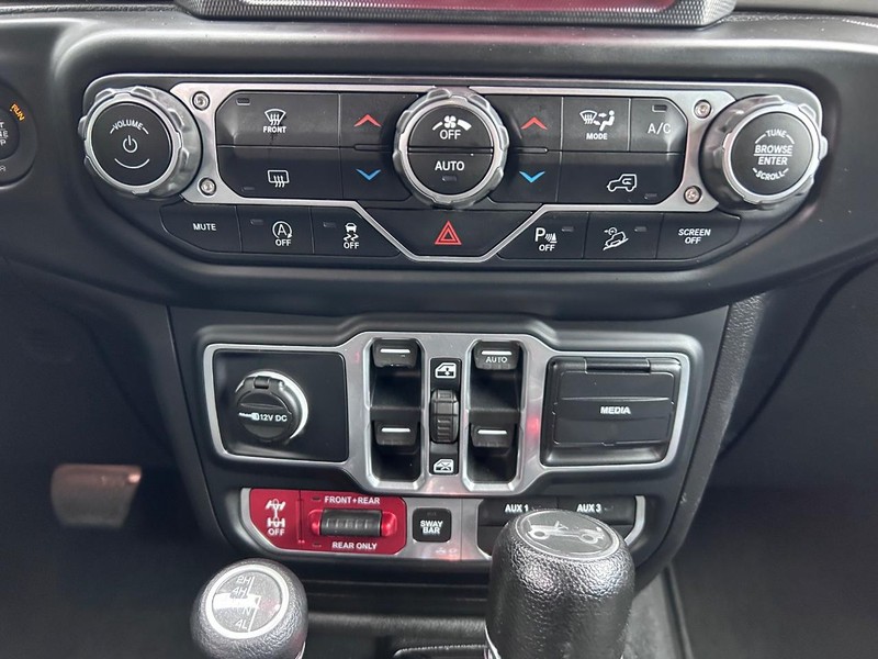 Jeep Wrangler Unlimited Vehicle Image 13