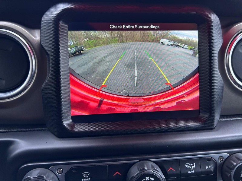 Jeep Wrangler Unlimited Vehicle Image 19