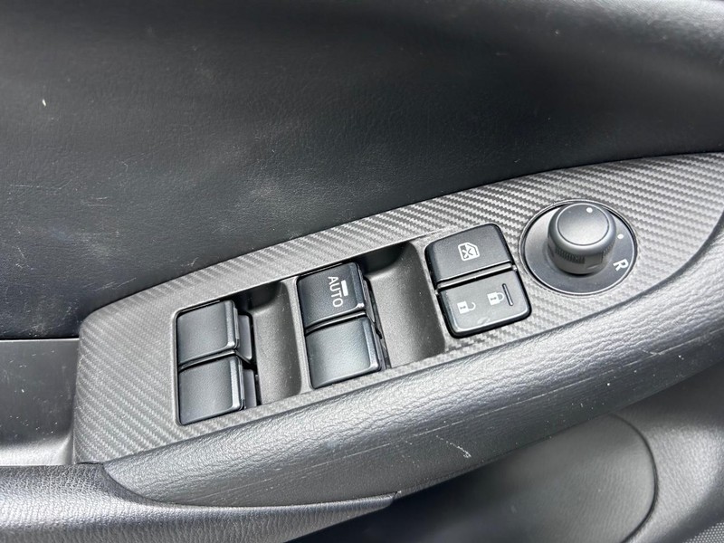 Mazda CX-3 Vehicle Image 16