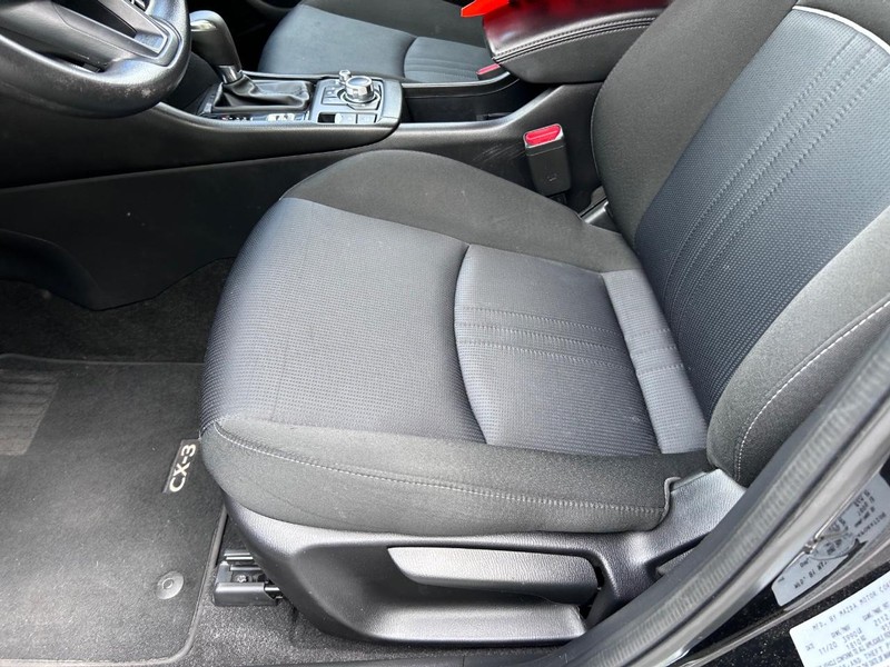 Mazda CX-3 Vehicle Image 17