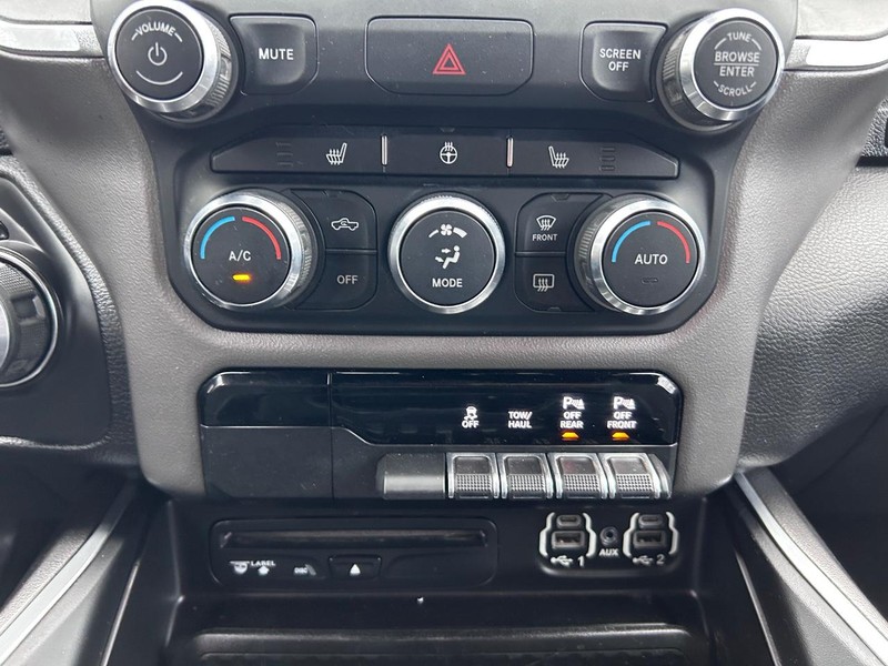 Ram 1500 Vehicle Image 13