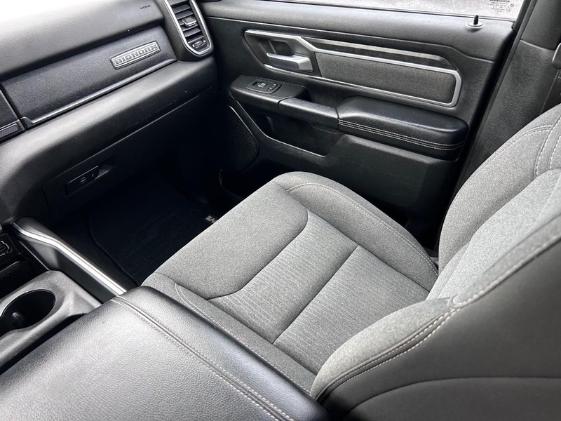 Ram 1500 Vehicle Image 15