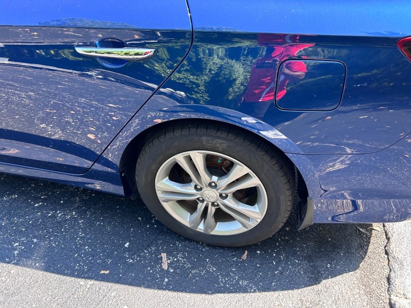 Hyundai Sonata Vehicle Image 06