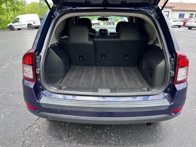Jeep Compass Vehicle Image 05