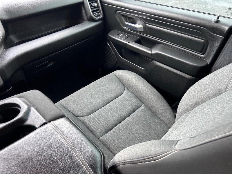 Ram 1500 Vehicle Image 15