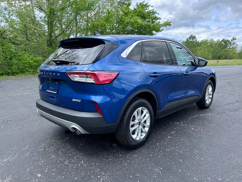 Ford Escape Vehicle Image 03