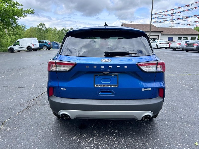 Ford Escape Vehicle Image 04