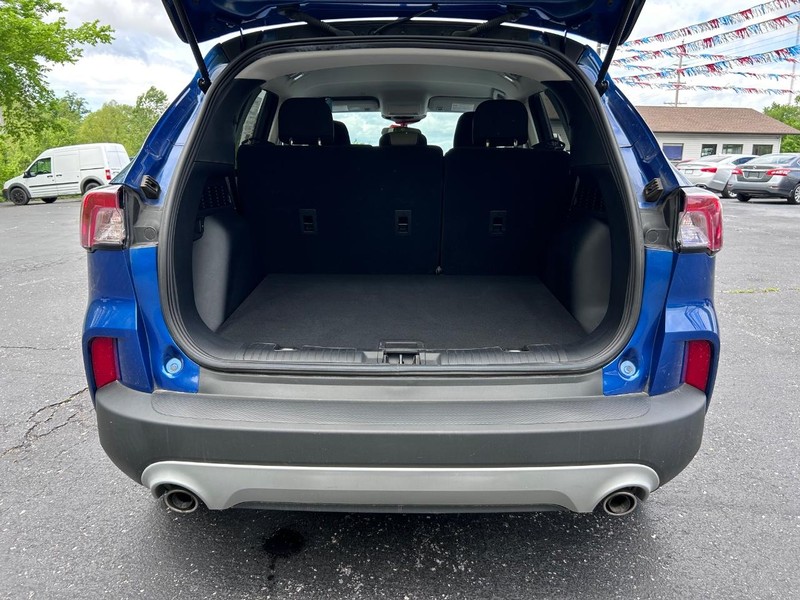 Ford Escape Vehicle Image 05