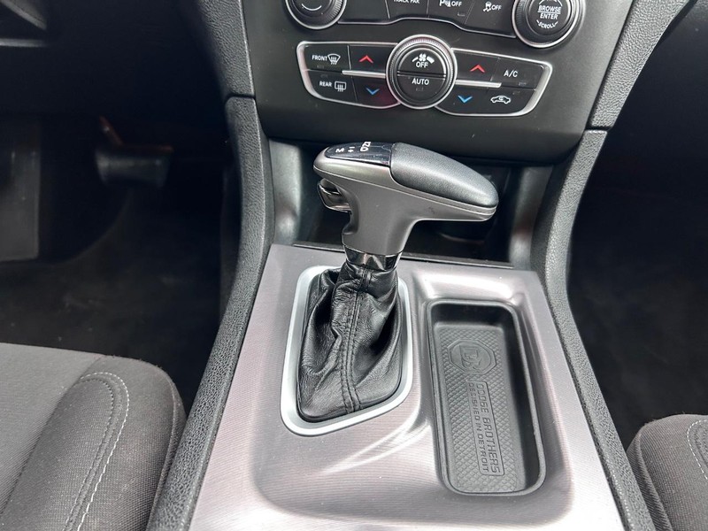 Dodge Charger Vehicle Image 14