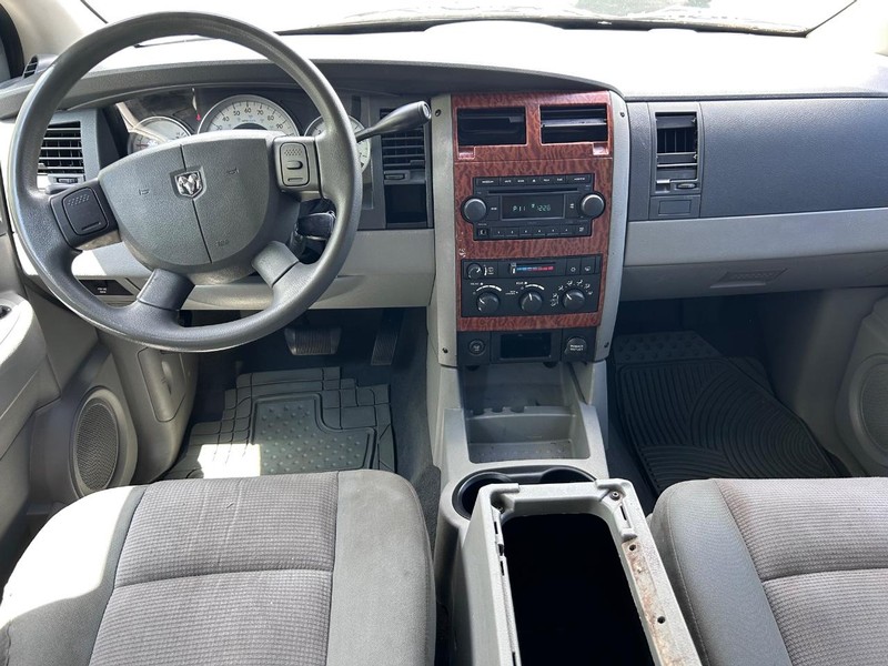 Dodge Durango Vehicle Image 10