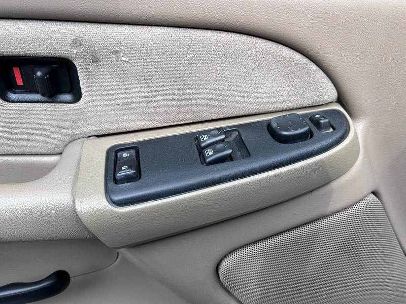 Chevrolet Silverado 1500 Vehicle Image 14