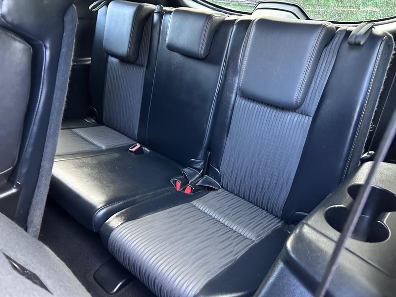 Toyota Highlander Vehicle Image 08