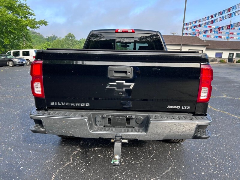 Chevrolet Silverado 1500 Vehicle Image 04