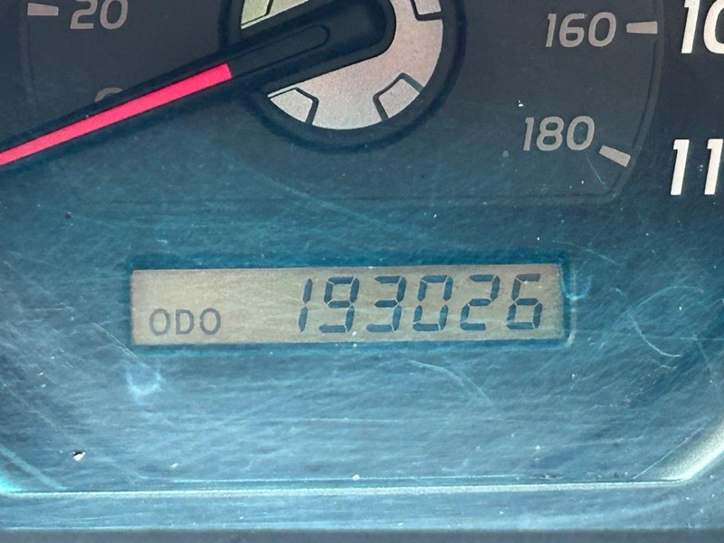 Toyota 4Runner Vehicle Image 18