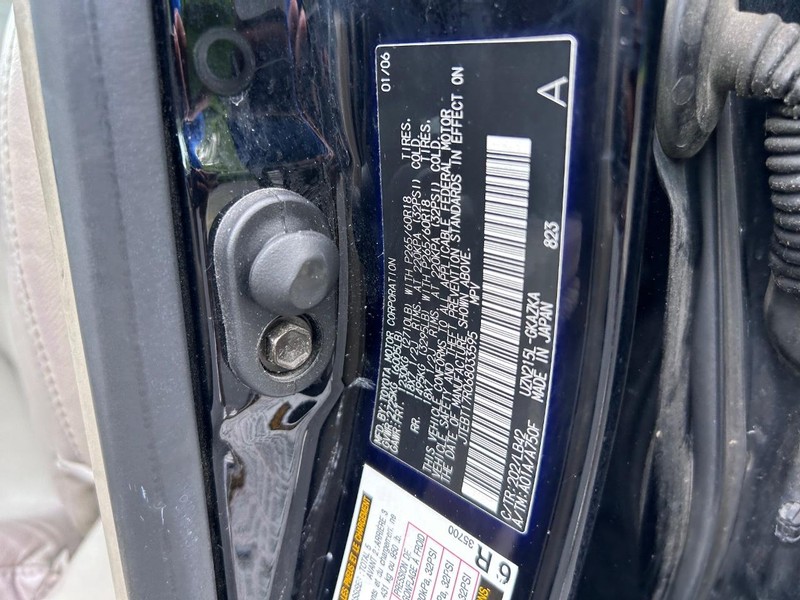 Toyota 4Runner Vehicle Image 19