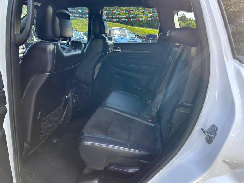 Jeep Grand Cherokee Vehicle Image 08