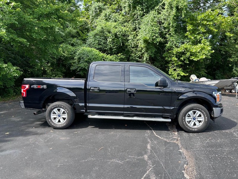 Ford F-150 Vehicle Image 02