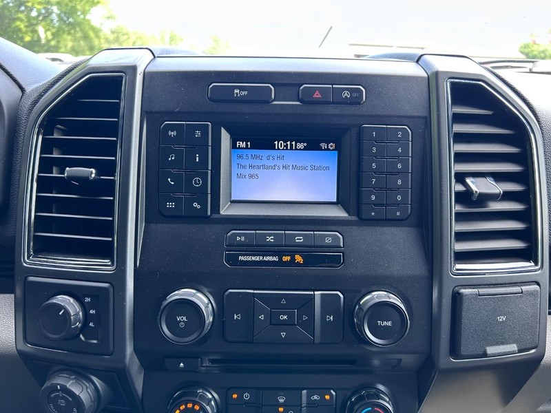 Ford F-150 Vehicle Image 12
