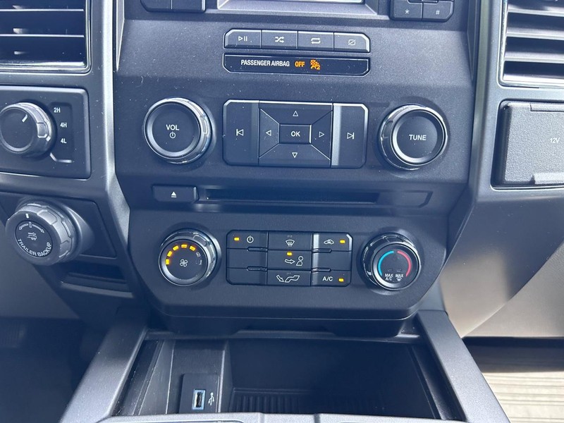 Ford F-150 Vehicle Image 13
