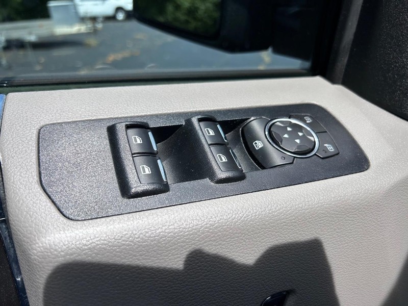 Ford F-150 Vehicle Image 15