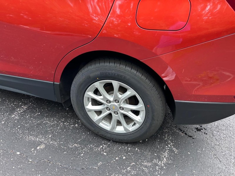 Chevrolet Equinox Vehicle Image 06