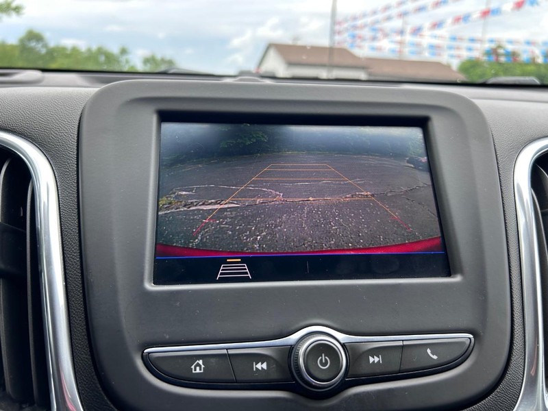 Chevrolet Equinox Vehicle Image 19
