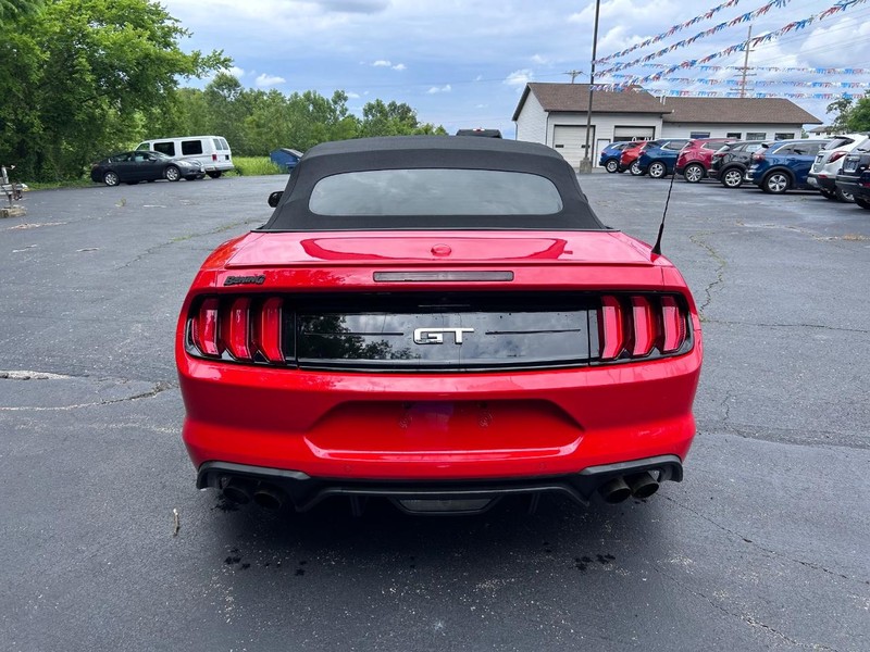 Ford Mustang Vehicle Image 04