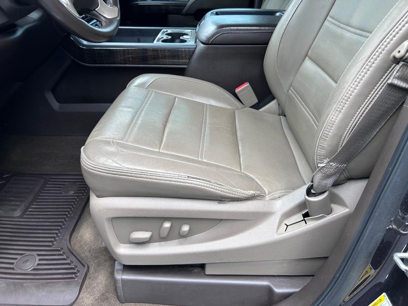 GMC Sierra 1500 Vehicle Image 17