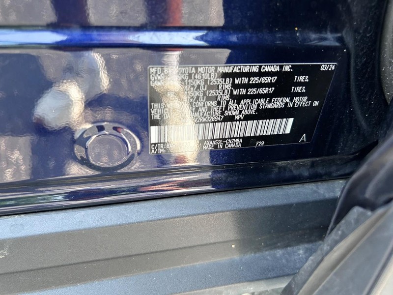 Toyota RAV4 Vehicle Image 20