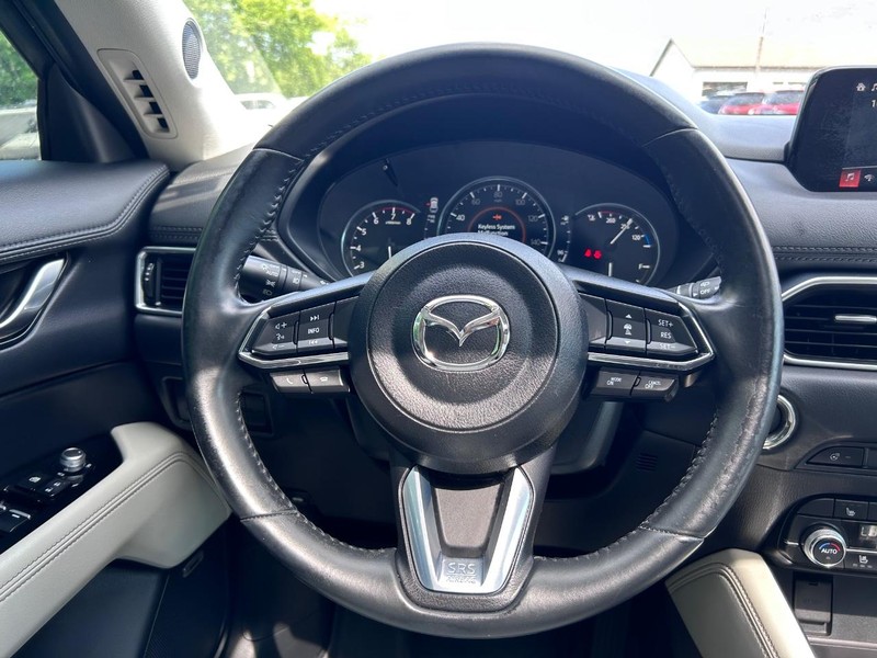 Mazda CX-5 Vehicle Image 11