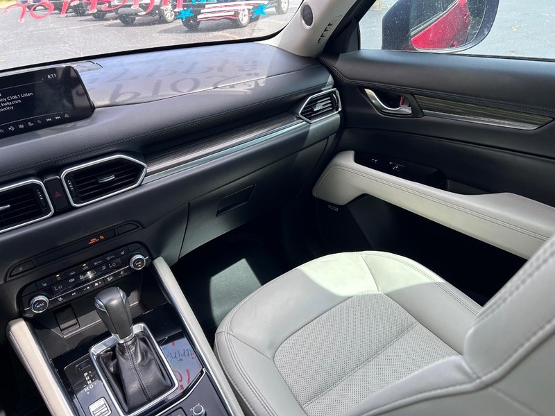 Mazda CX-5 Vehicle Image 17
