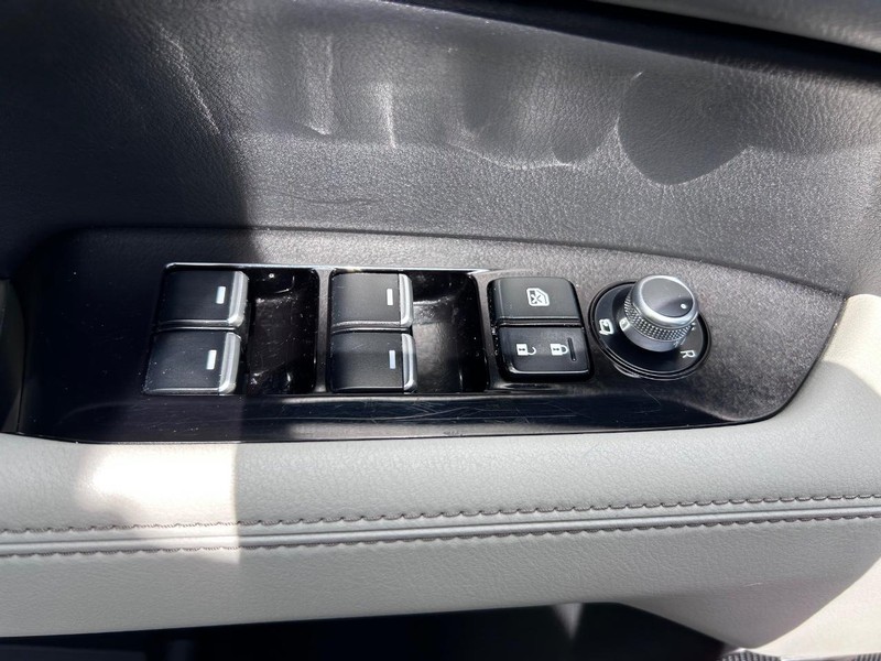 Mazda CX-5 Vehicle Image 18