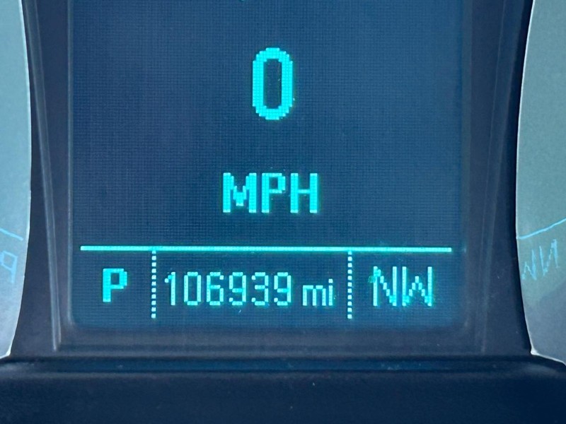 Chevrolet Equinox Vehicle Image 20
