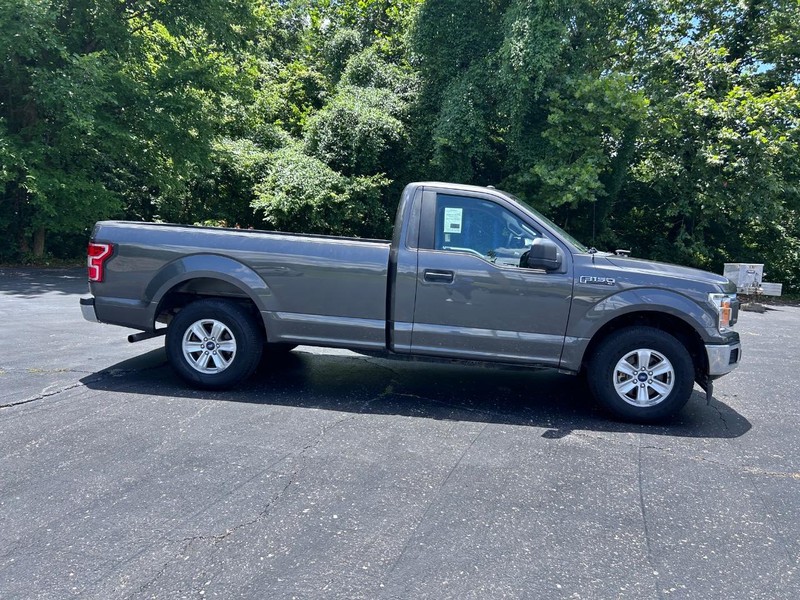 Ford F-150 Vehicle Image 02