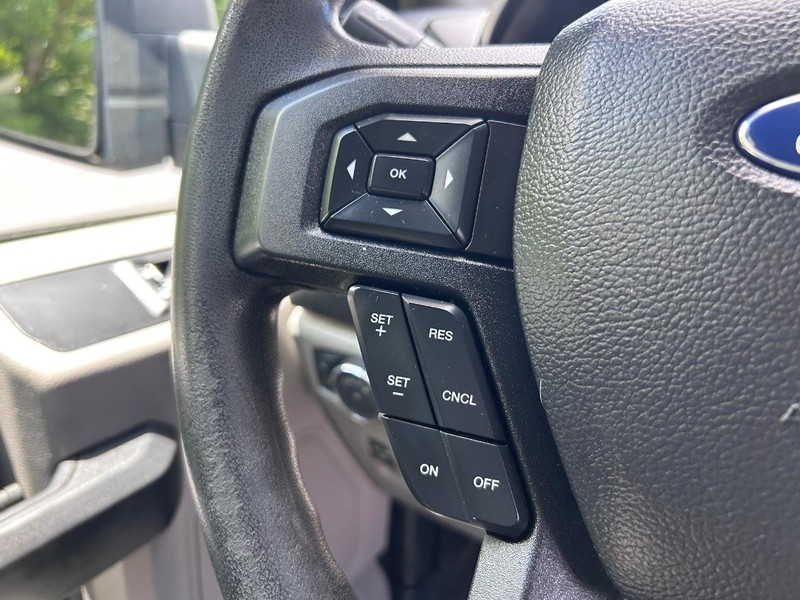 Ford F-150 Vehicle Image 09